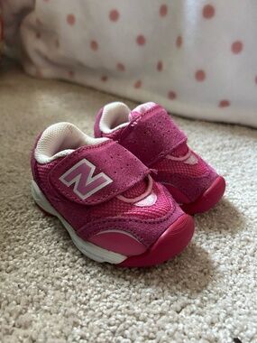 New Balance 103 infant sneakers
